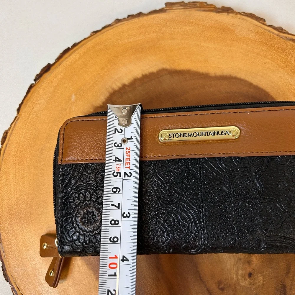 Stone Mountain Black & Cognac Tan Leather Paisley Zip Around Wallet & Checkbook - Picture 7 of 9